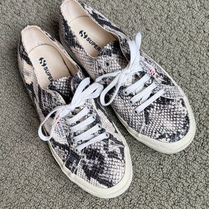 Superga Women's Black and White Snakeskin / Lizard Print Sneakers